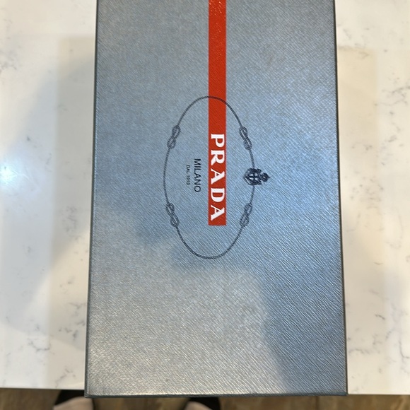 Prada sandals - Picture 7 of 8